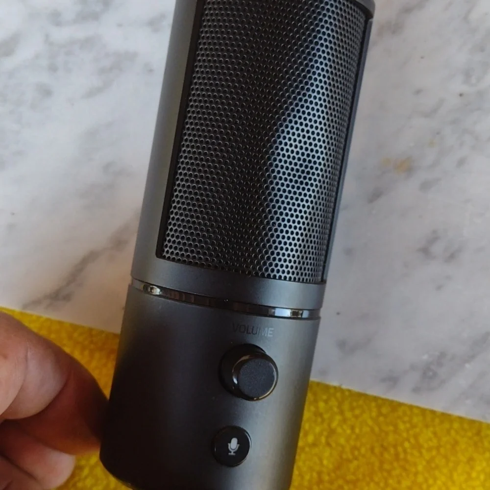 Razer seiren premium